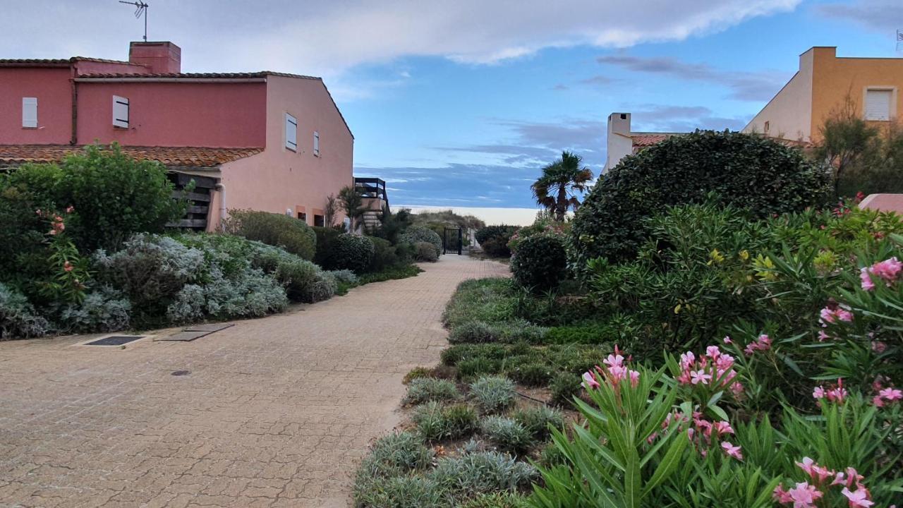 Appartement avec vaste terrasse à 30 m des dunes Agde Exterior foto